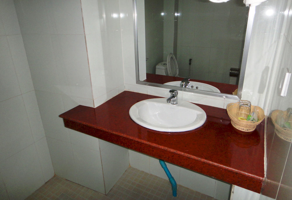 Nyny Hotel Kampot Eksteriør bilde