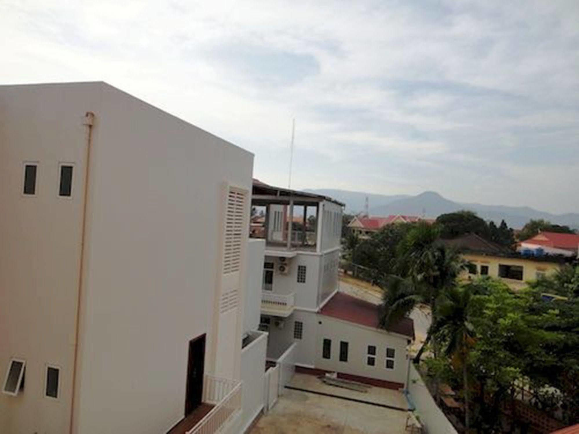 Nyny Hotel Kampot Eksteriør bilde
