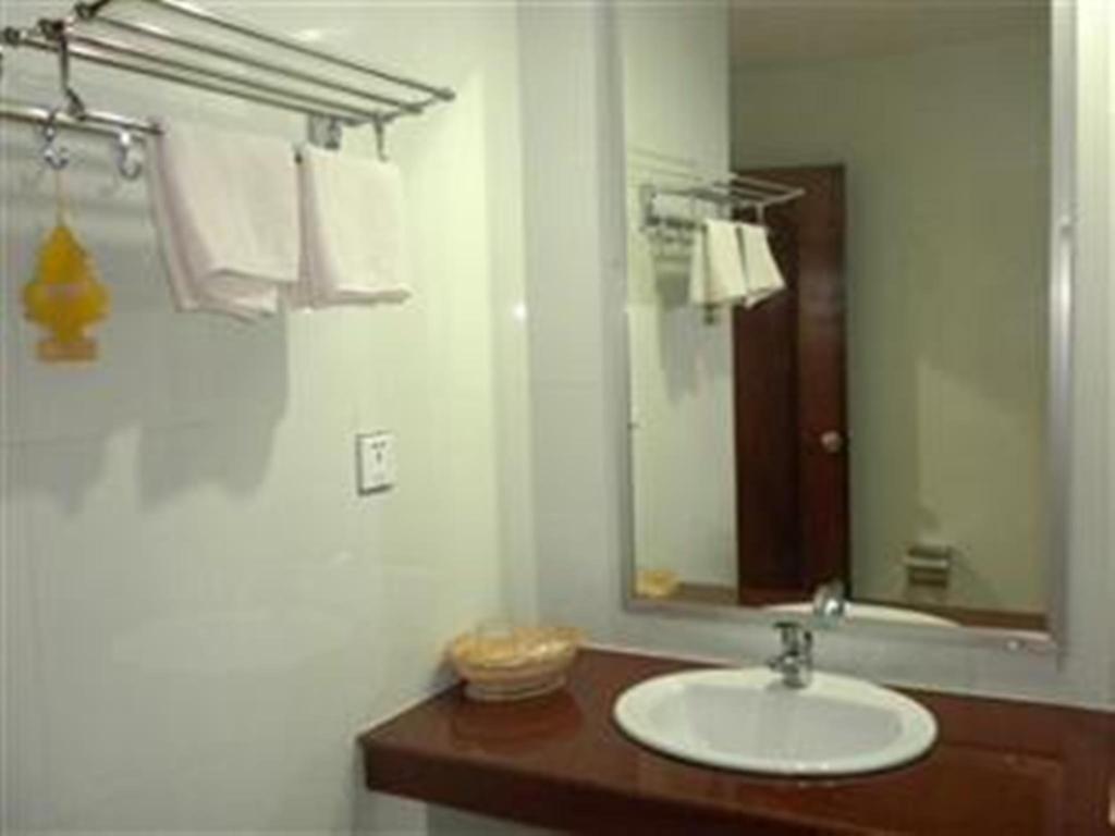Nyny Hotel Kampot Rom bilde